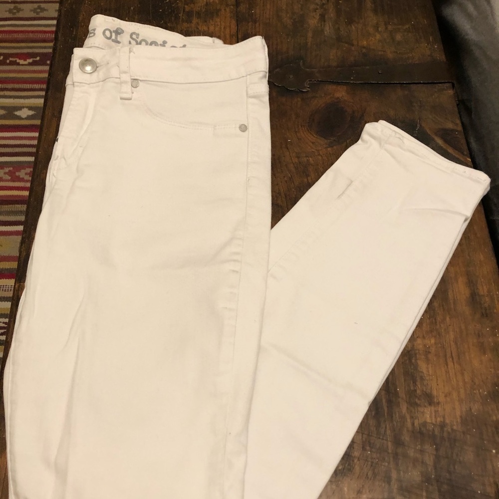 White articles of society skinny jeans